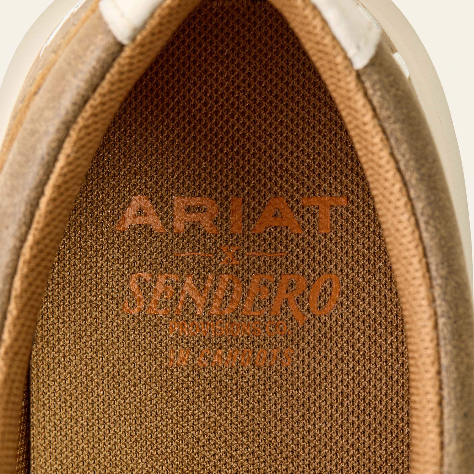 Hilo Sendero Shoe